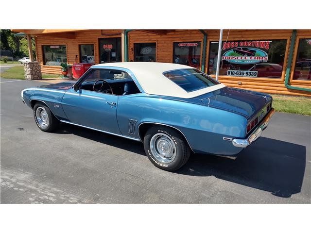Chevrolet-Camaro-350-1969-2-door-coupe-11