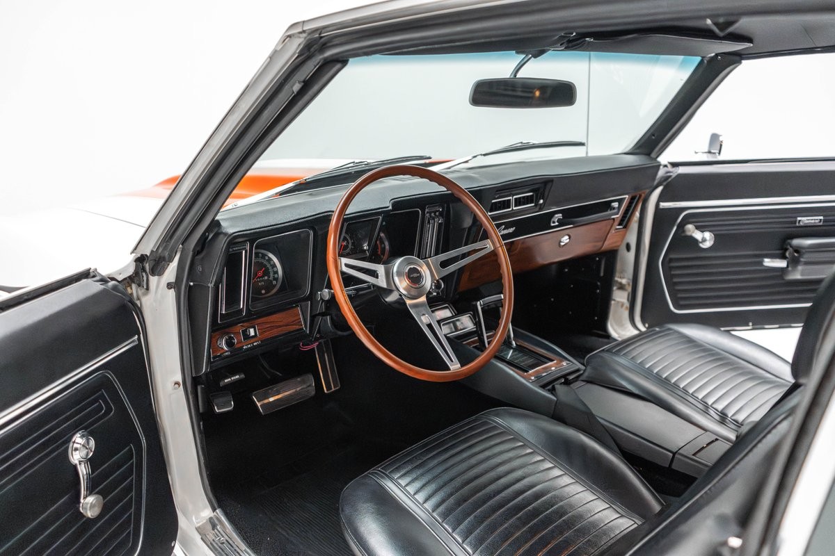 Chevrolet-Camaro-SS-Pace-Car-1969-20