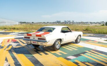 Chevrolet-Camaro-SS-Pace-Car-1969-26