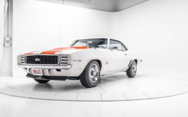 Chevrolet-Camaro-SS-Pace-Car-1969-30