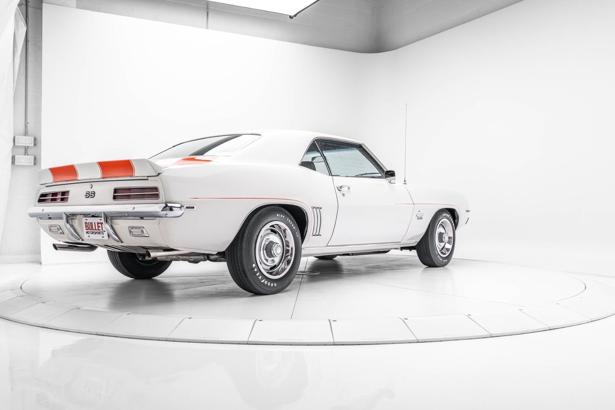 Chevrolet-Camaro-SS-Pace-Car-1969-35