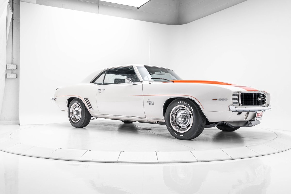 Chevrolet-Camaro-SS-Pace-Car-1969-36