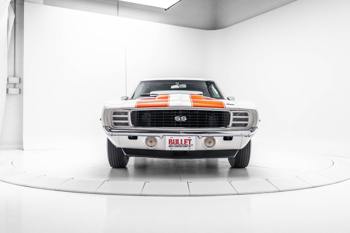 Chevrolet-Camaro-SS-Pace-Car-1969-38