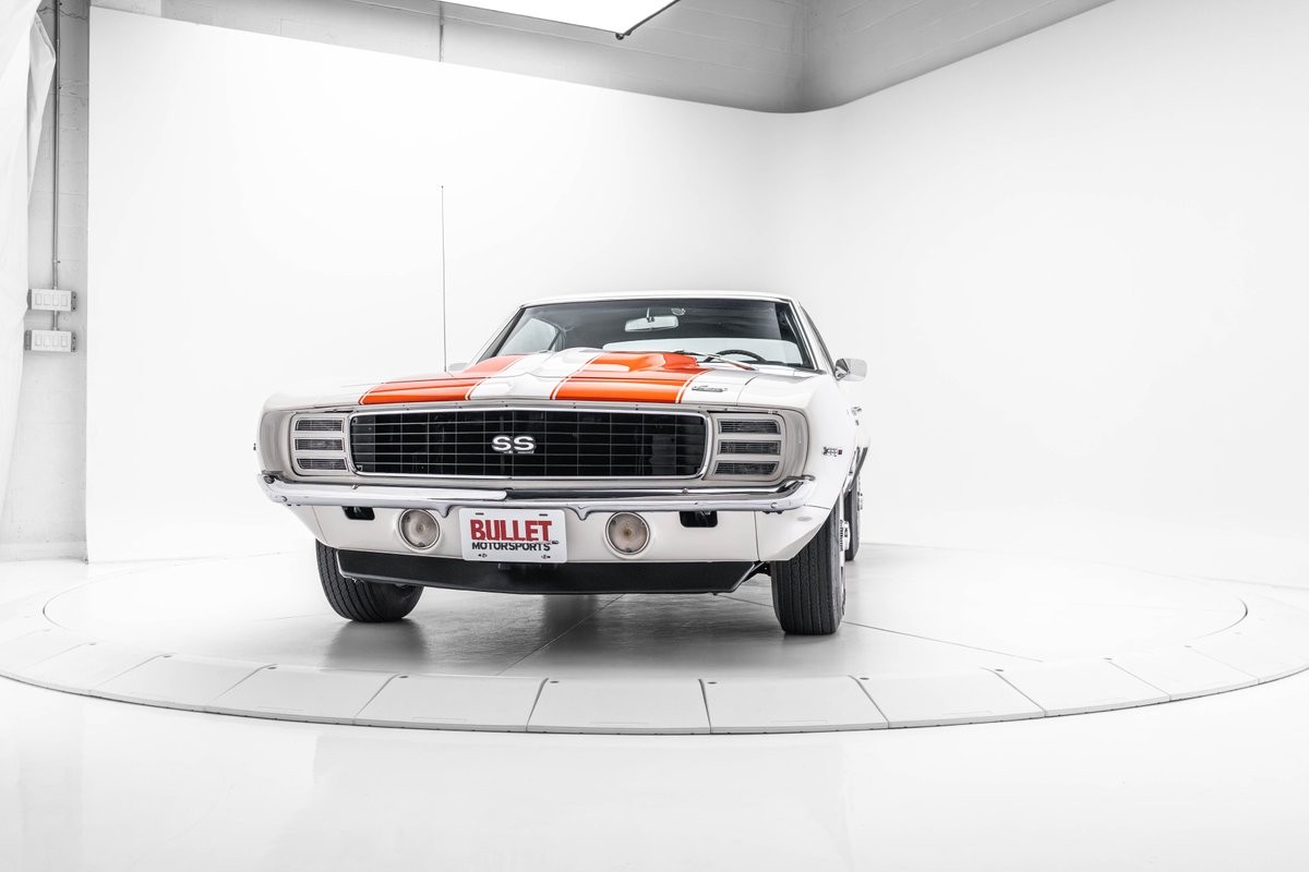 Chevrolet-Camaro-SS-Pace-Car-1969-39