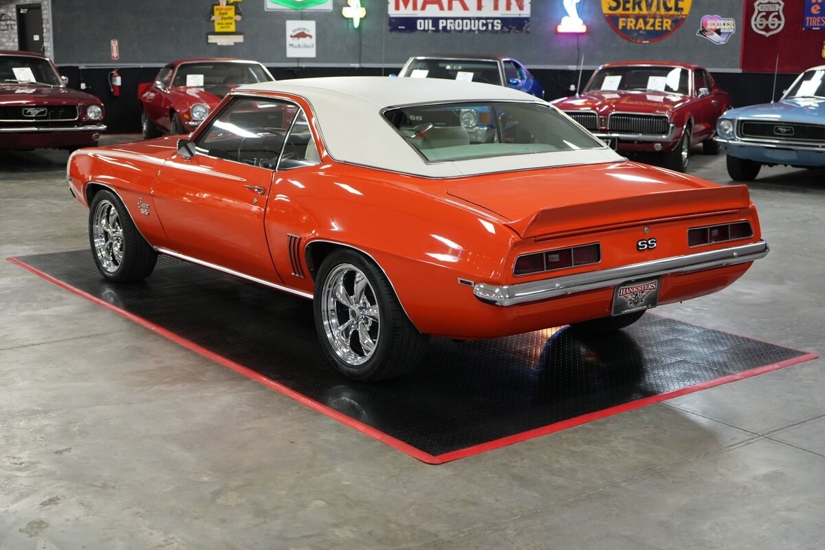 Chevrolet-Camaro-SS-Style-1969-Coupe-3