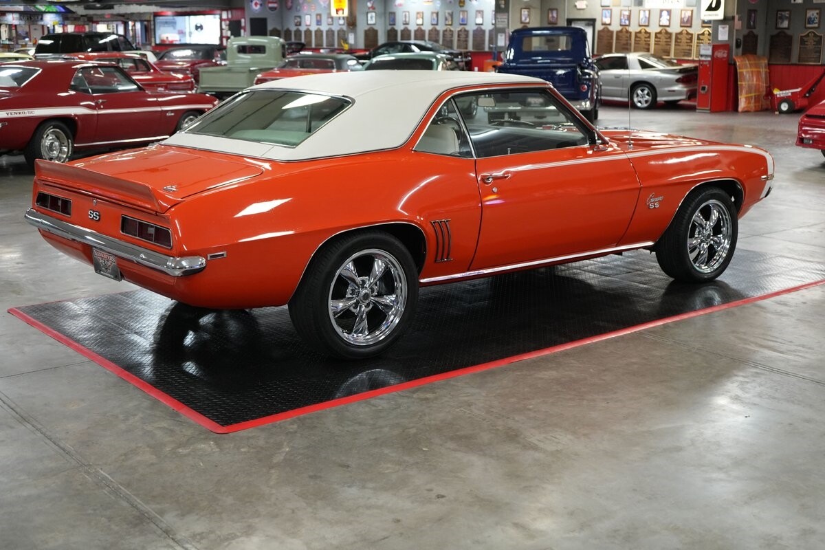 Chevrolet-Camaro-SS-Style-1969-Coupe-5