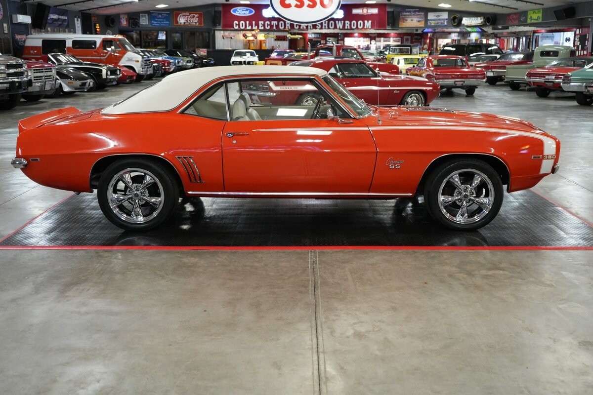 Chevrolet-Camaro-SS-Style-1969-Coupe-6