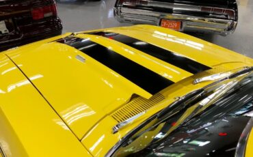 Chevrolet-Camaro-Yenko-replica-1969-21