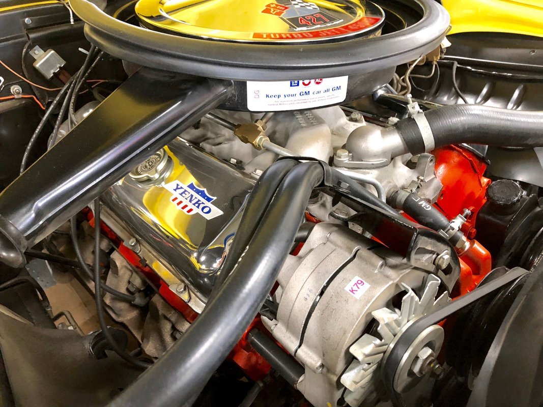 Chevrolet-Camaro-Yenko-replica-1969-34
