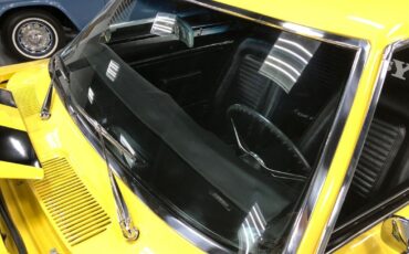 Chevrolet-Camaro-Yenko-replica-1969-37
