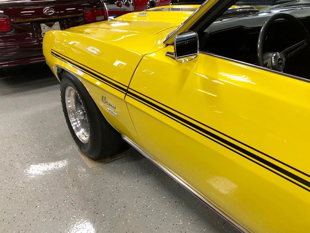 Chevrolet-Camaro-Yenko-replica-1969-7
