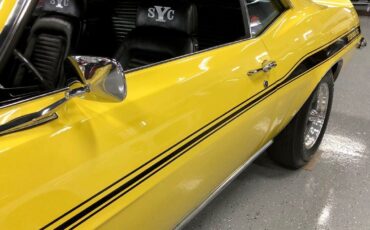 Chevrolet-Camaro-Yenko-replica-1969-8