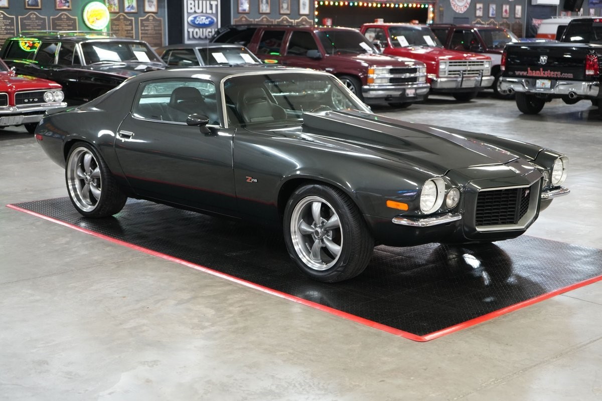 Chevrolet-Camaro-Z28-Style-1973-Coupe-7