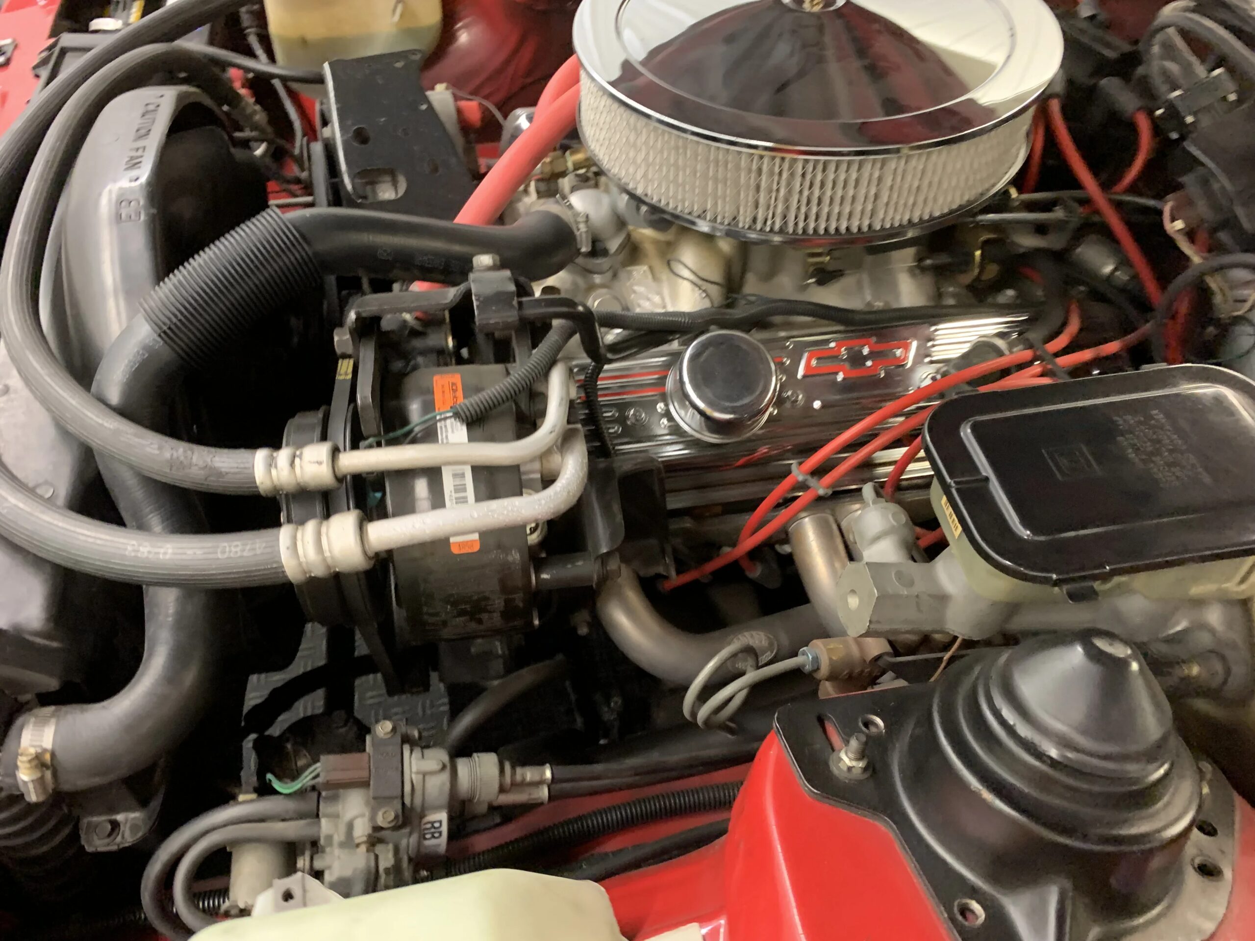 Chevrolet-Camaro-berlinetta-coupe-1983-Red-Gray-5