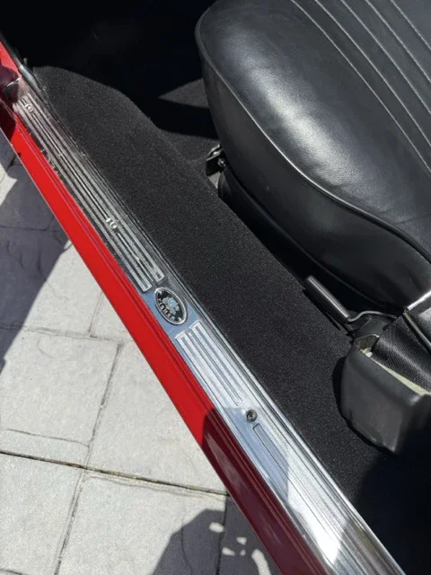 Chevrolet-Camaro-convertible-1968-Red-Black-54
