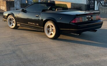 Chevrolet-Camaro-convertible-1989-Black-Beige-10