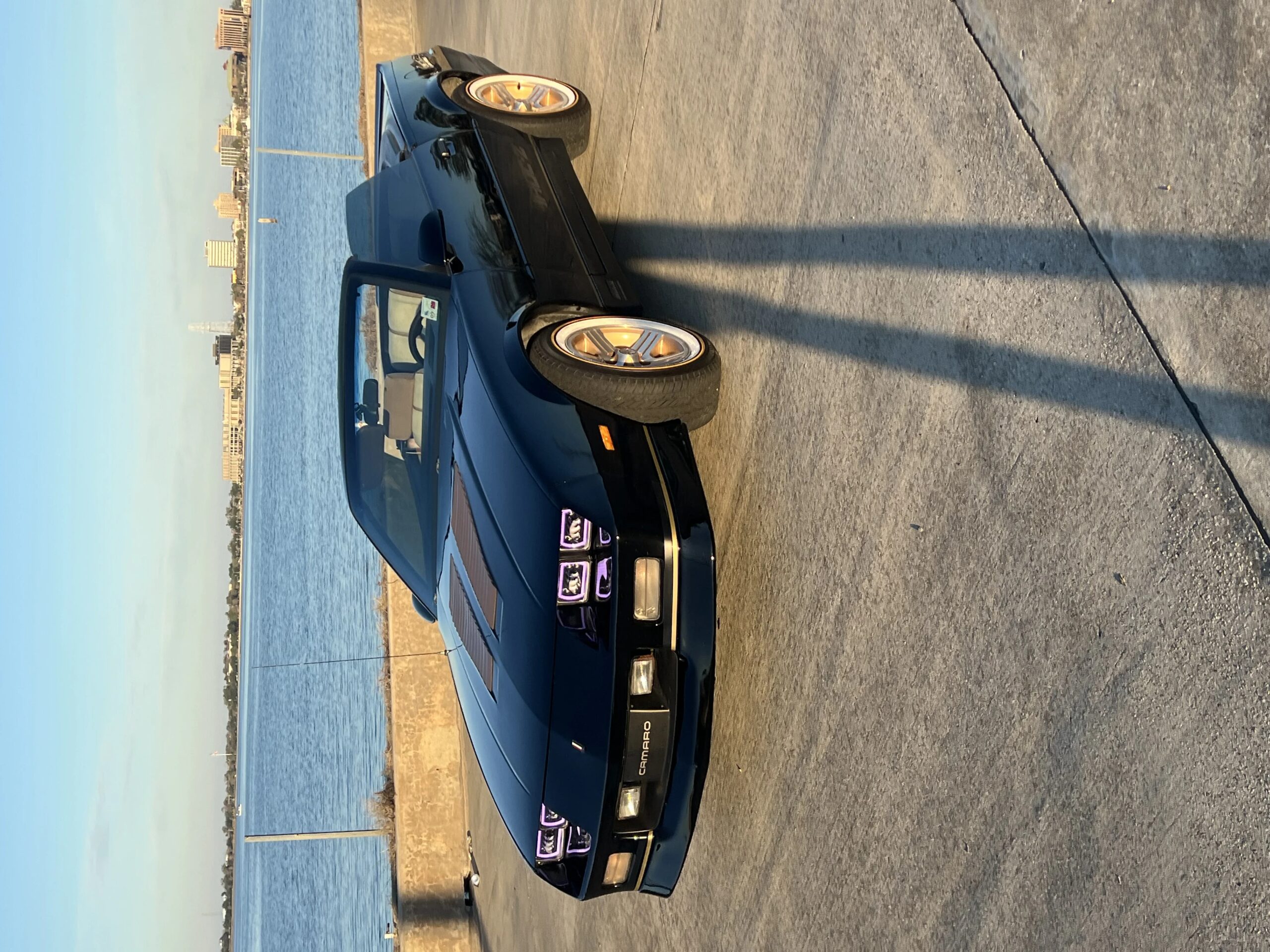Chevrolet-Camaro-convertible-1989-Black-Beige-4