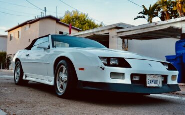 Chevrolet-Camaro-convertible-1991-White-Blue-5