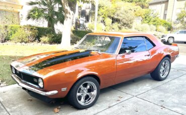 Chevrolet-Camaro-coupe-1968-Orange-Black-2