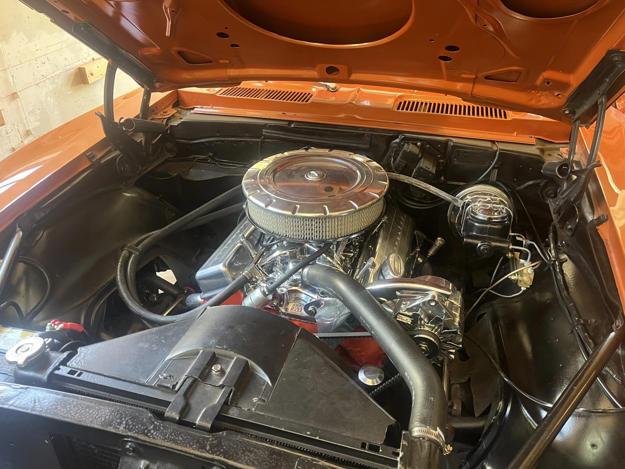 Chevrolet-Camaro-coupe-1968-Orange-Black-4