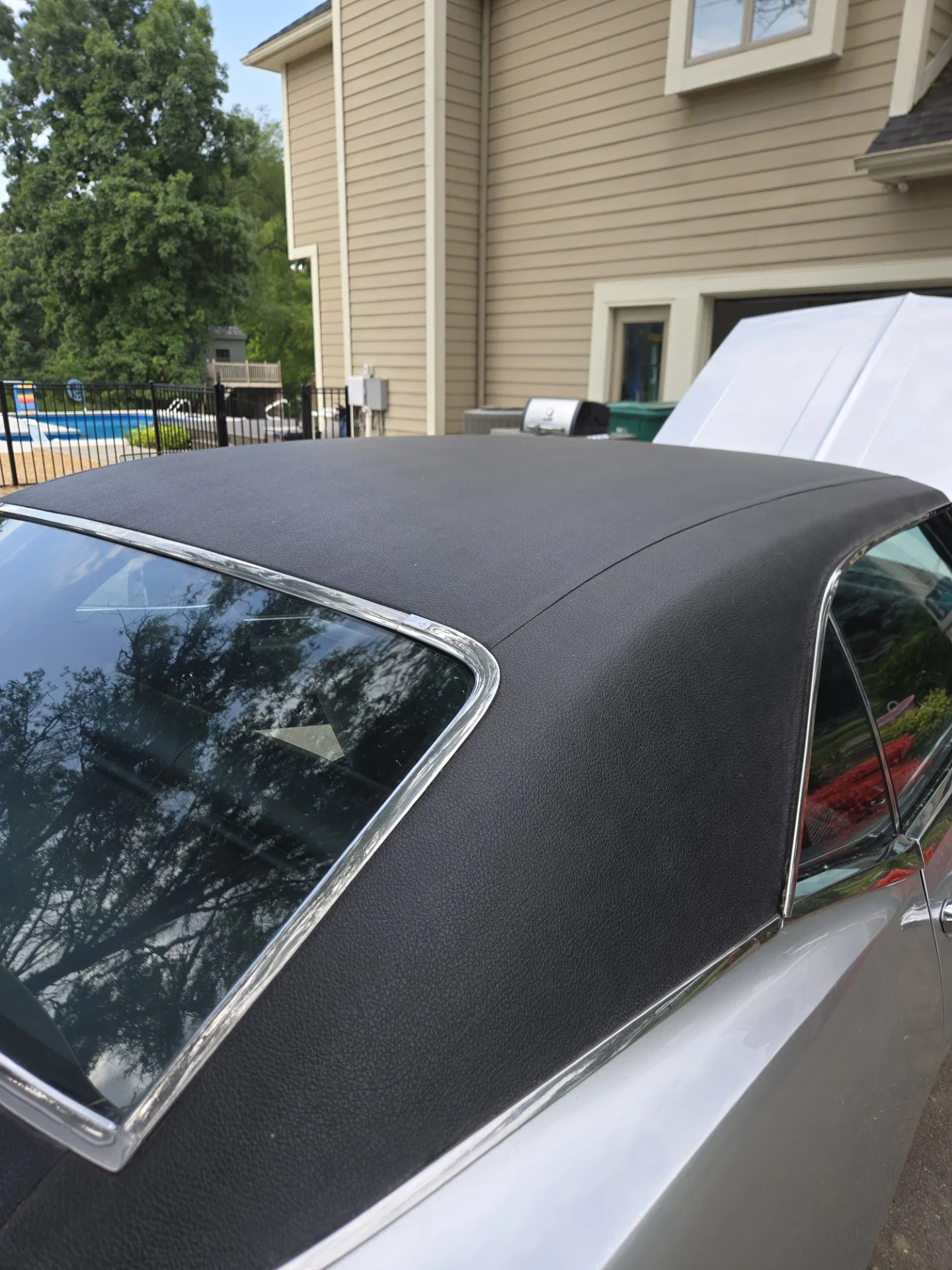 Chevrolet-Camaro-coupe-1968-Silver-Black-12