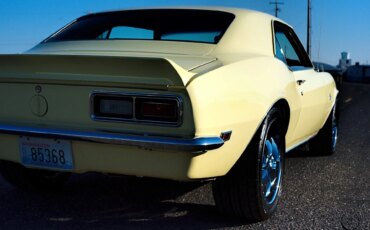 Chevrolet-Camaro-coupe-1968-Yellow-Black-1