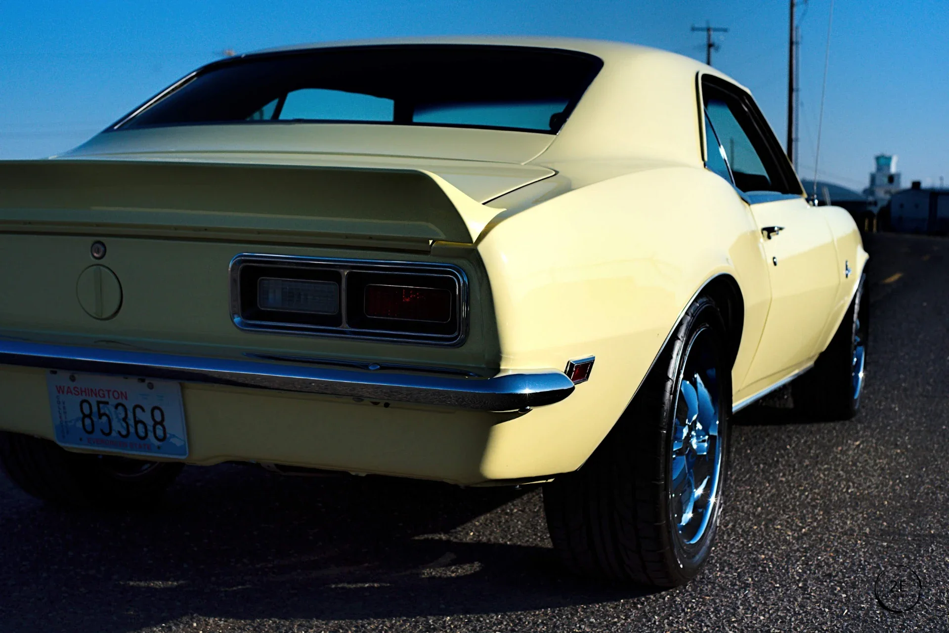 Chevrolet-Camaro-coupe-1968-Yellow-Black-1
