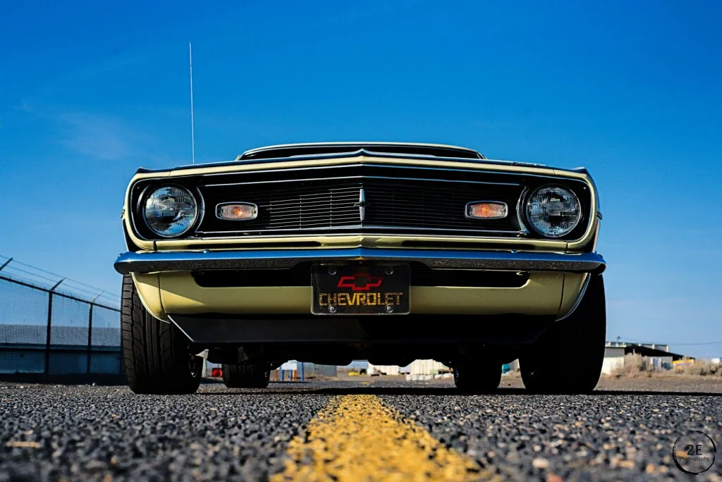 Chevrolet-Camaro-coupe-1968-Yellow-Black-2