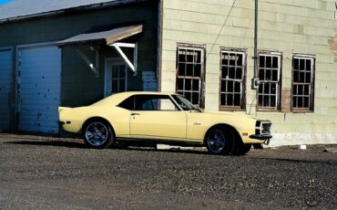 Chevrolet-Camaro-coupe-1968-Yellow-Black