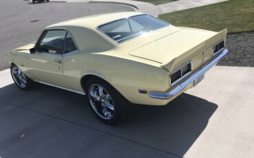 Chevrolet-Camaro-coupe-1968-Yellow-Black-8
