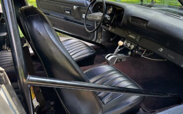 Chevrolet-Camaro-coupe-1972-Silver-Black-12