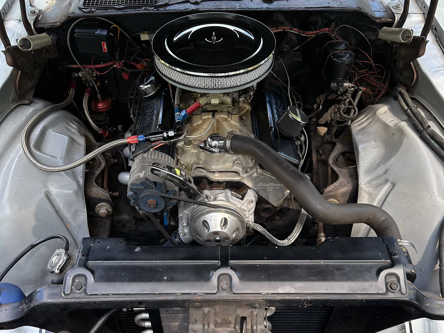 Chevrolet-Camaro-coupe-1972-Silver-Black-19