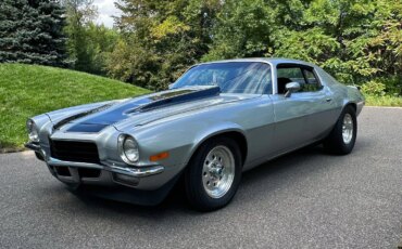 Chevrolet-Camaro-coupe-1972-Silver-Black
