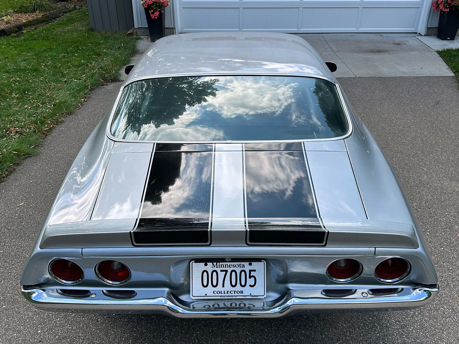 Chevrolet-Camaro-coupe-1972-Silver-Black-6