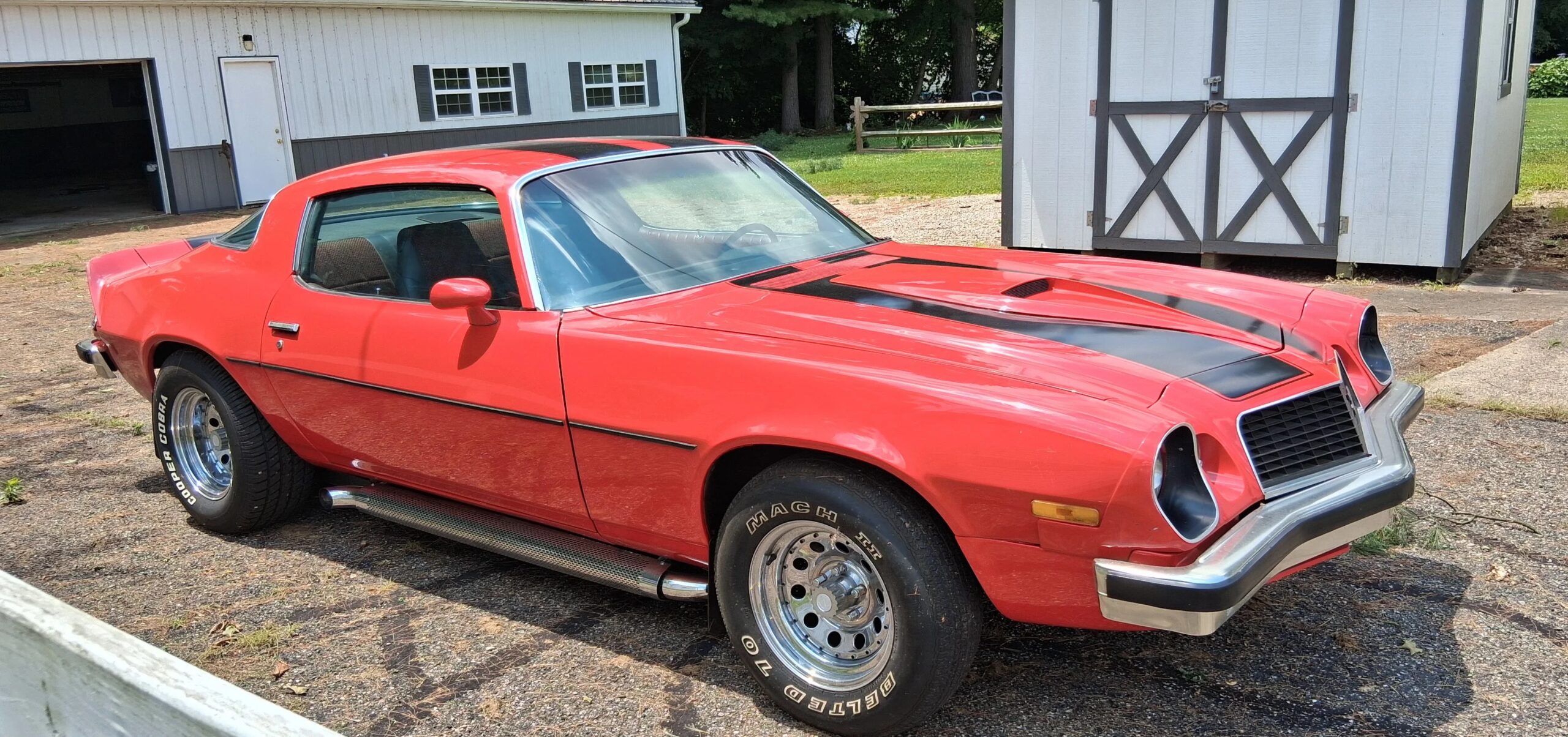 Chevrolet-Camaro-coupe-1976-Red-Black-5