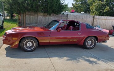 Chevrolet-Camaro-coupe-1979-Other-Red-2