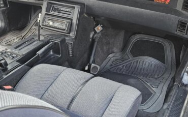 Chevrolet-Camaro-iroc-z-convertible-1989-Black-Black-8