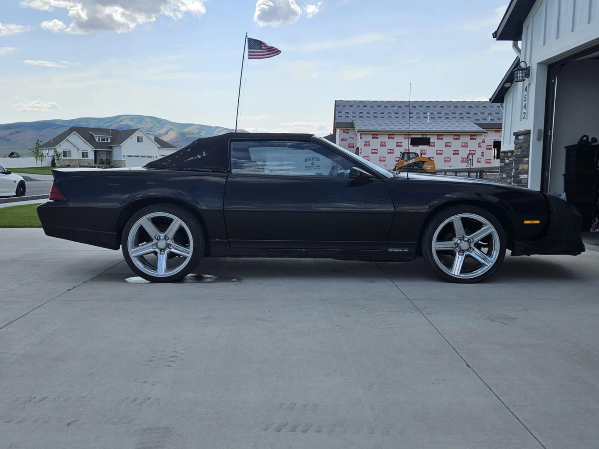 Chevrolet-Camaro-iroc-z-convertible-1989-Black-Black