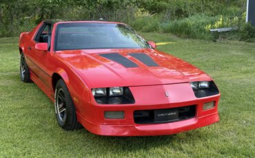 Chevrolet-Camaro-iroc-z-coupe-1985-Red-Black-11