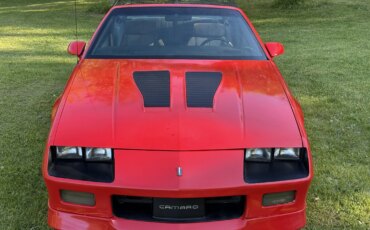 Chevrolet-Camaro-iroc-z-coupe-1985-Red-Black-31