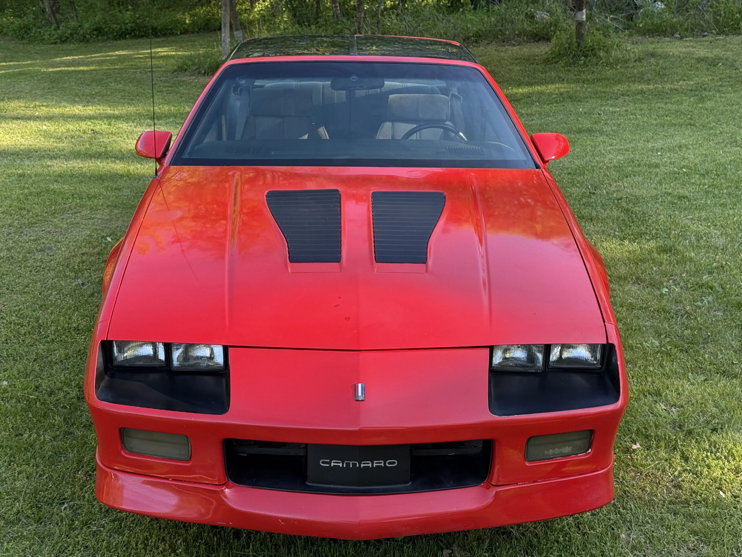 Chevrolet-Camaro-iroc-z-coupe-1985-Red-Black-31