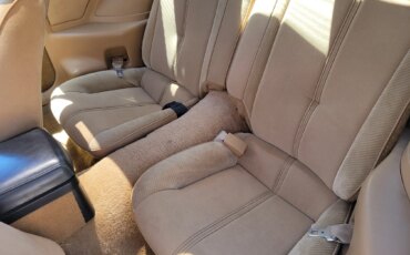 Chevrolet-Camaro-iroc-z-coupe-1986-White-Tan-11