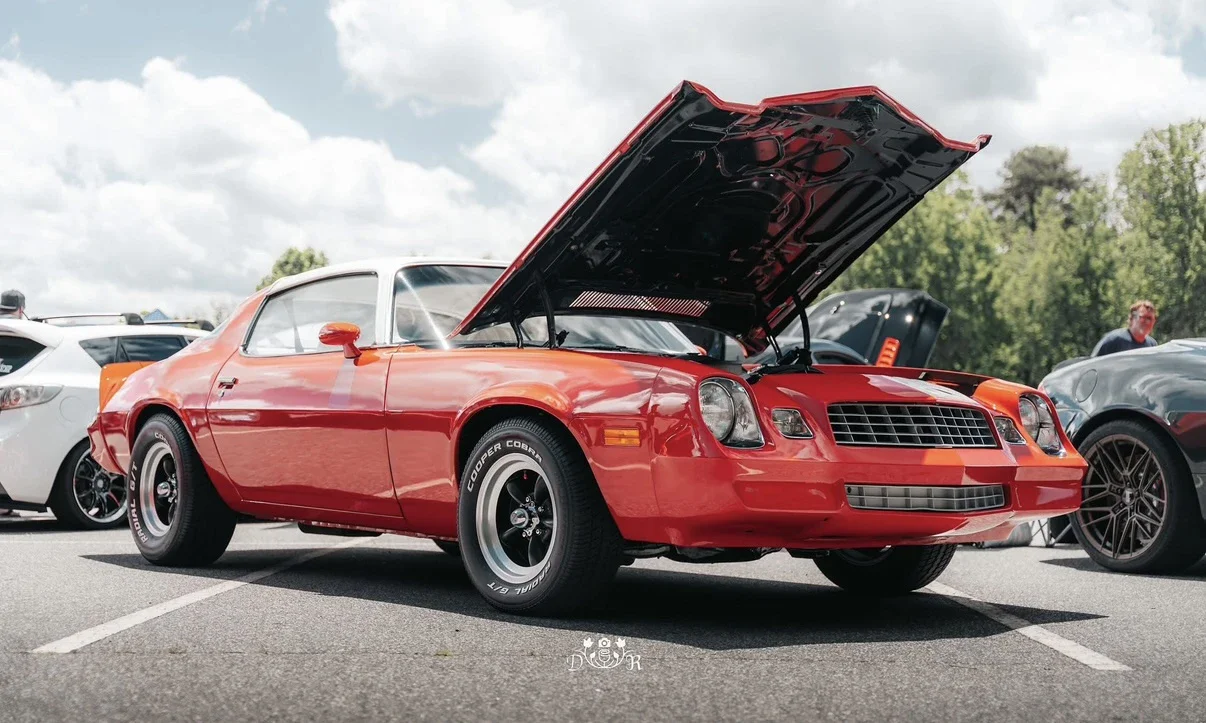 Chevrolet-Camaro-lt-coupe-1978-Red-White-6