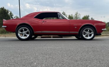 Chevrolet-Camaro-rs-1967-Bolero-Red-Black-Deluxe-2