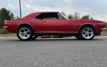 Chevrolet-Camaro-rs-1967-Bolero-Red-Black-Deluxe-3