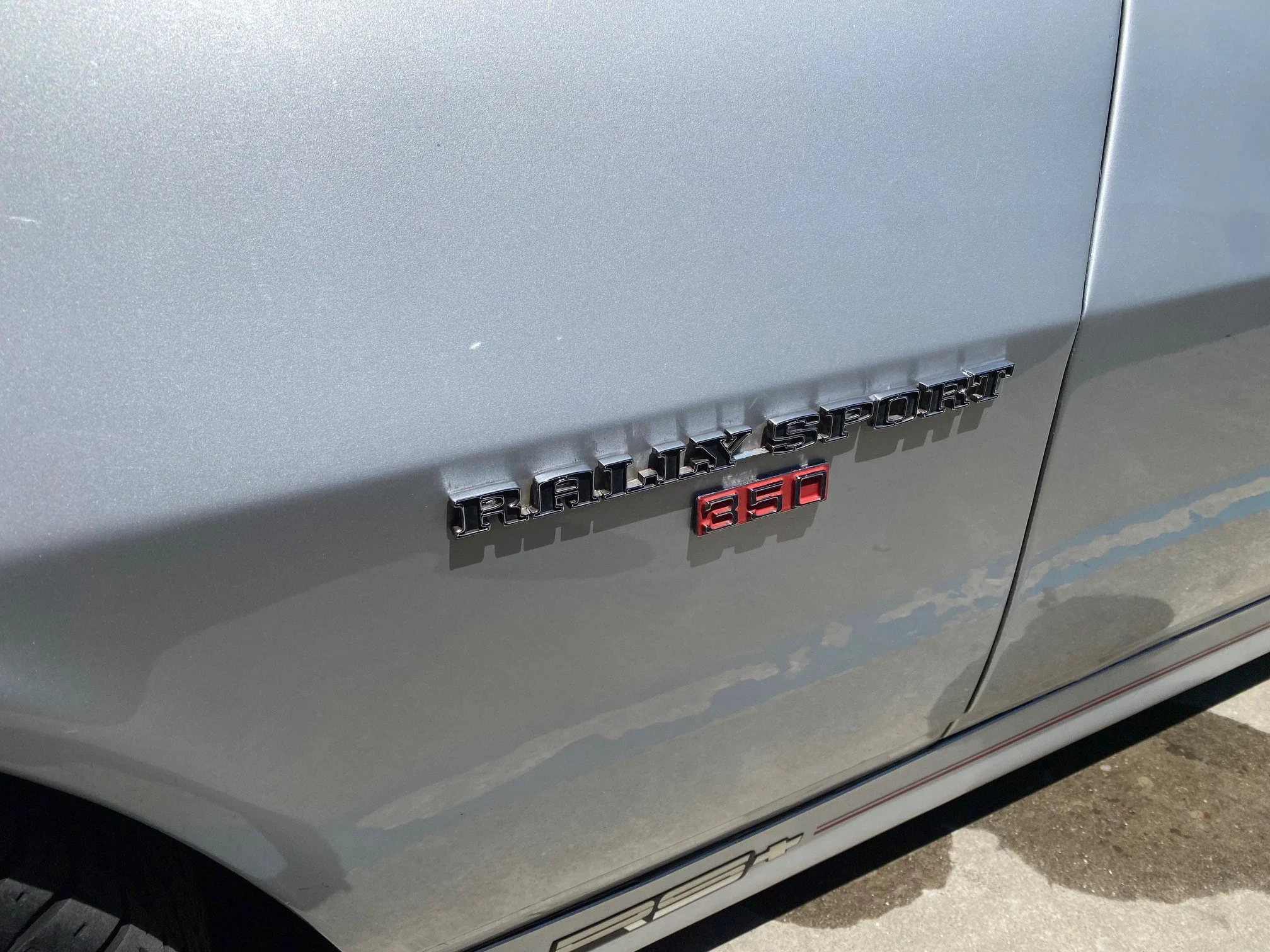 Chevrolet-Camaro-rs-1971-Silver-Black-1