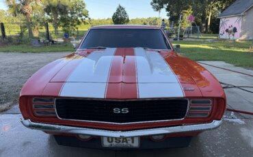 Chevrolet-Camaro-rs-coupe-1969-Orange-White-1