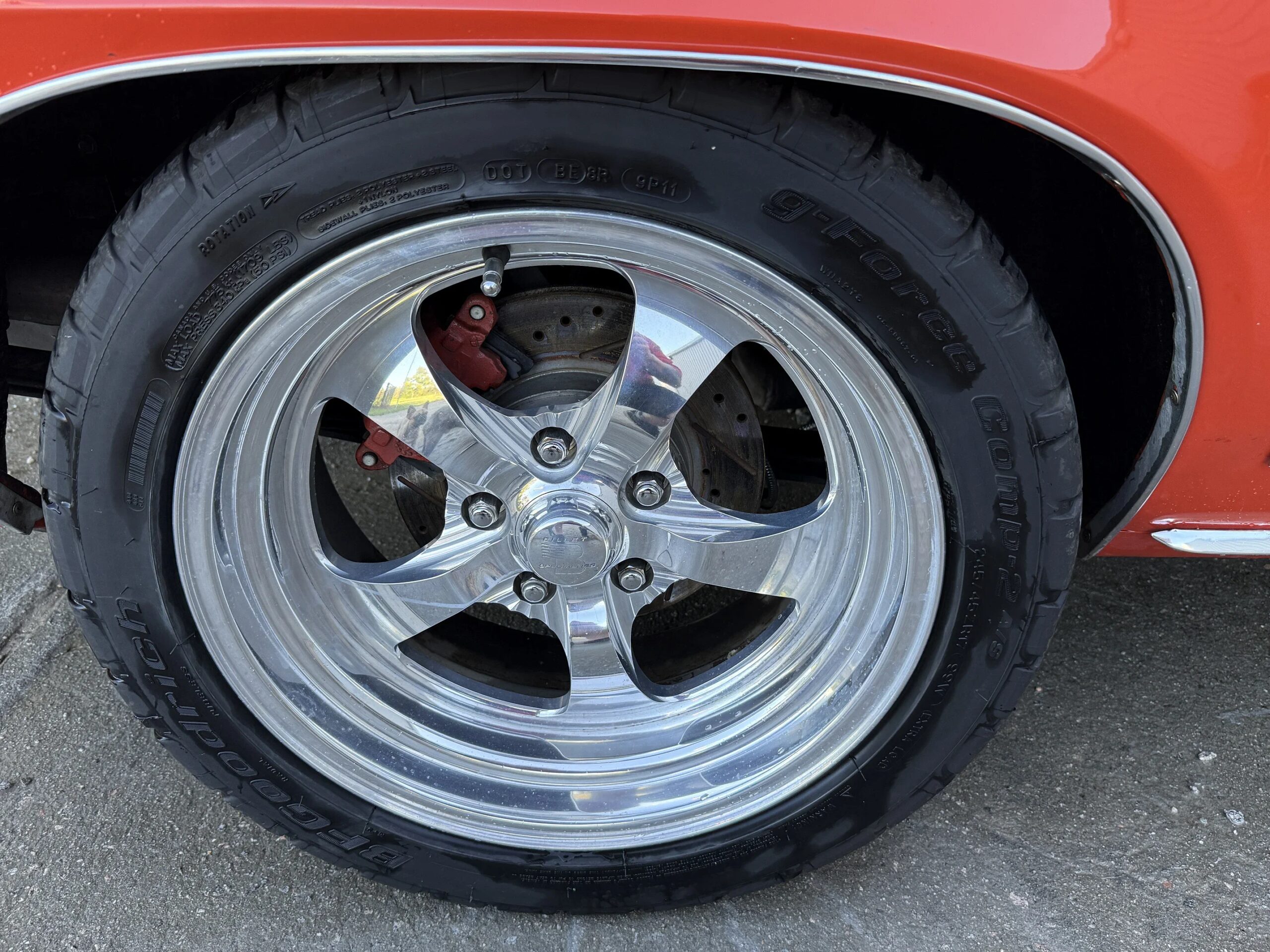 Chevrolet-Camaro-rs-coupe-1969-Orange-White-13