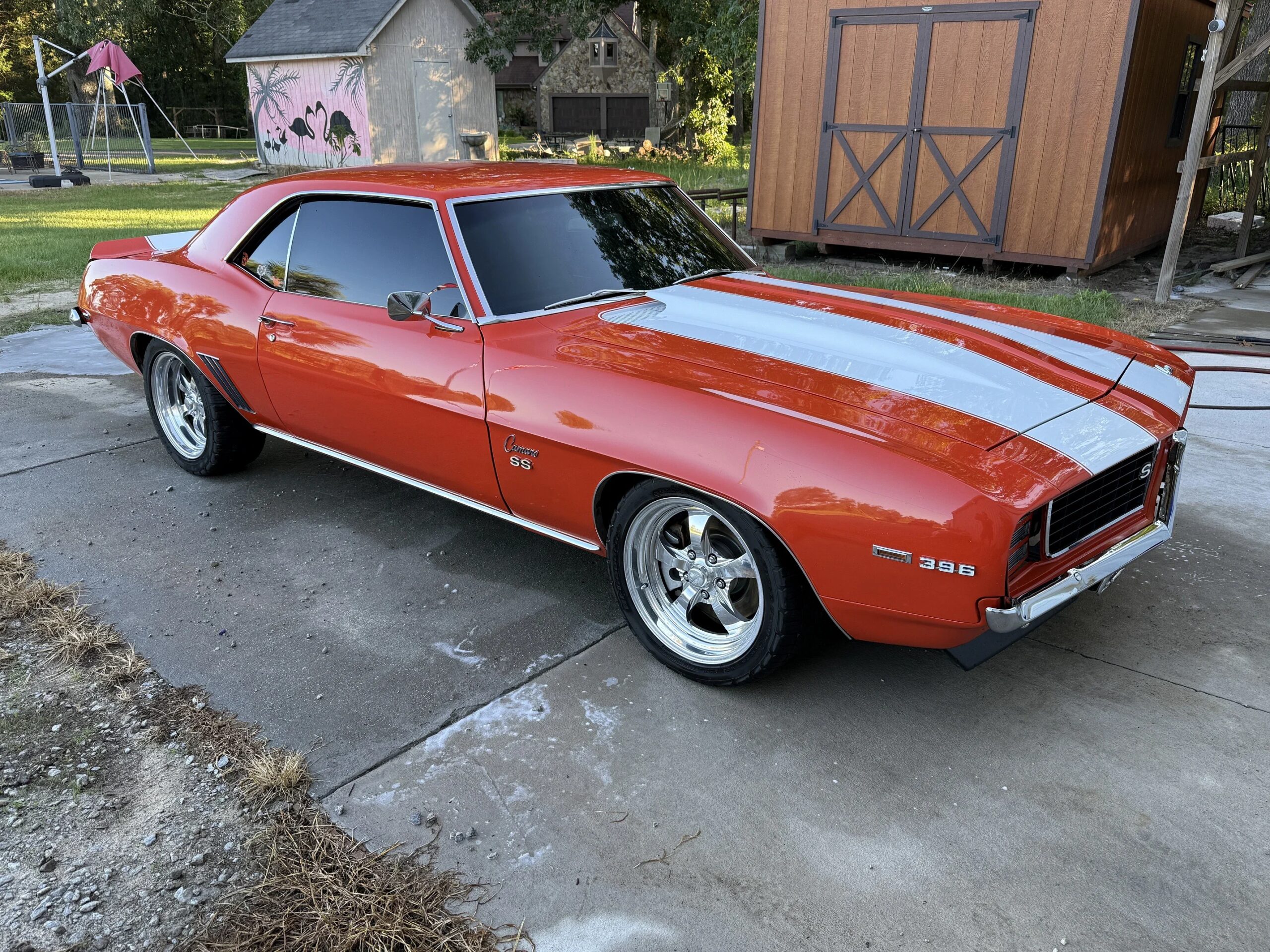 Chevrolet-Camaro-rs-coupe-1969-Orange-White-2