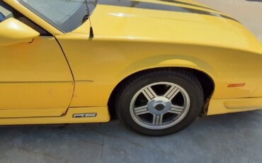 Chevrolet-Camaro-rs-coupe-1991-Yellow-Black-4